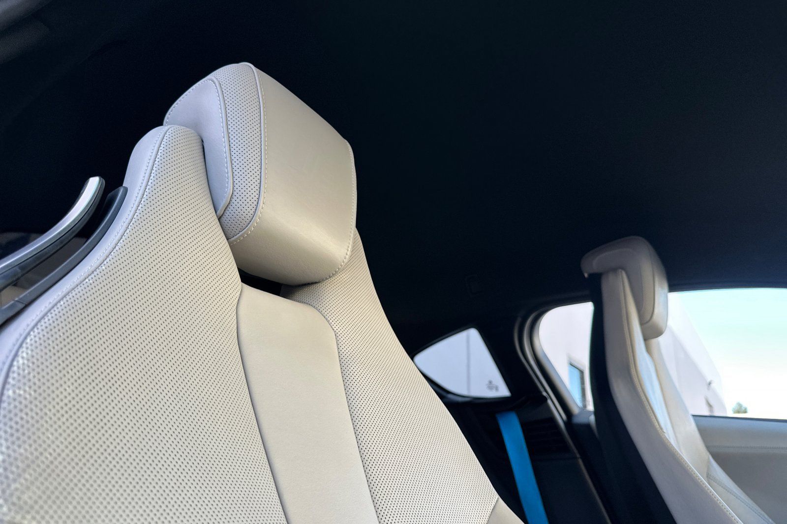 Used 2015 BMW i8 AWD/4WD image 16