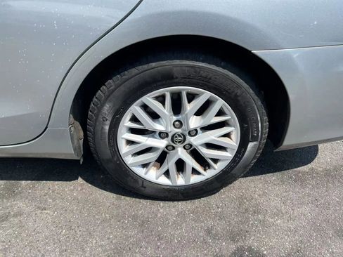 Used 2016 Toyota Camry SE image 23