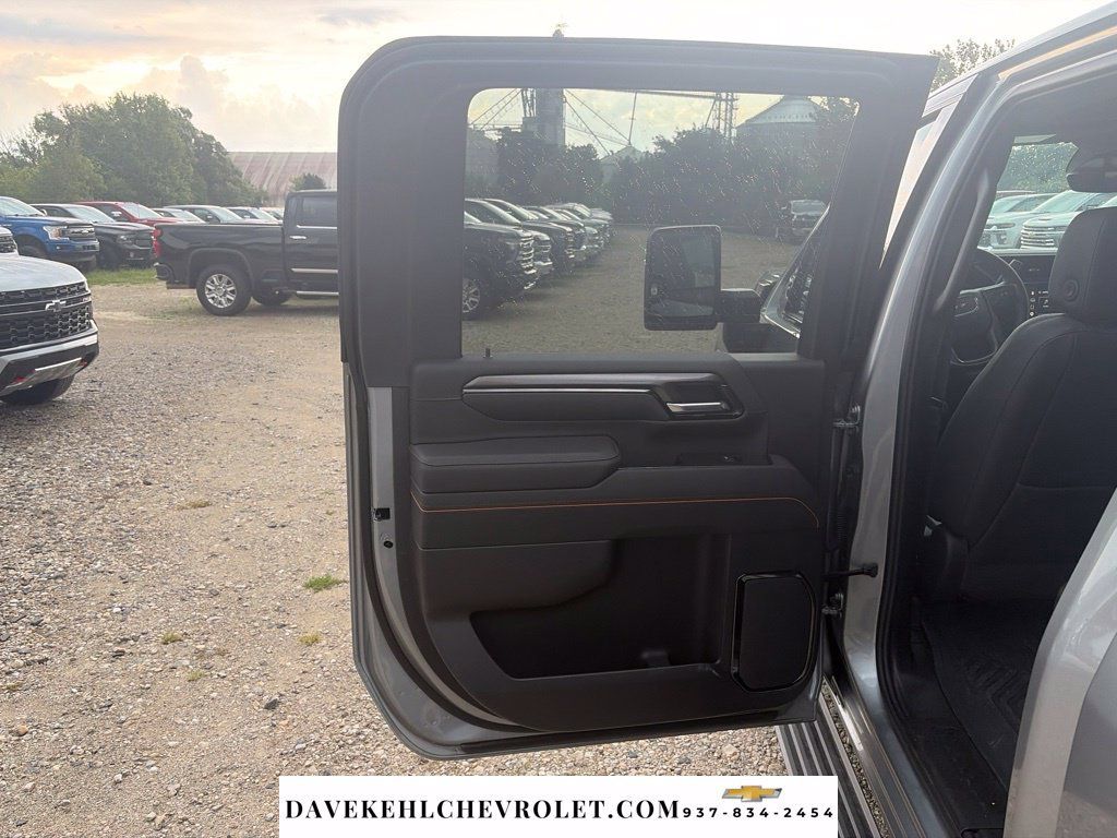 Used 2026 GMC Sierra 2500 AT4 w/ AT4 Premium Plus Package AWD/4WD image 20