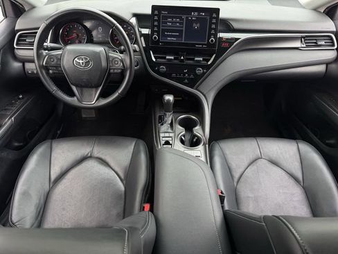 Used 2023 Toyota Camry XSE image 10
