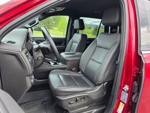 Used 2023 Chevrolet Tahoe LT w/ Luxury Package AWD/4WD image 11