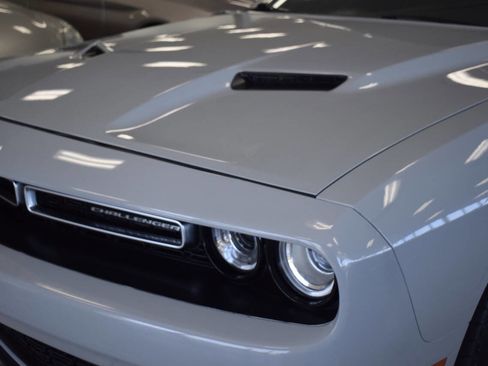 Used 2021 Dodge Challenger SXT image 4