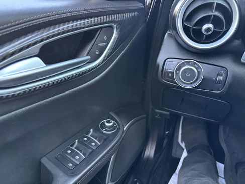 Used 2017 Alfa Romeo Giulia Quadrifoglio image 19