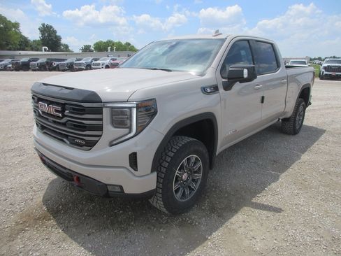 New 2026 GMC Sierra 1500 AT4 w/ AT4 Premium Package AWD/4WD image 10