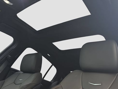 Used 2025 Cadillac CT5 Sport RWD image 8