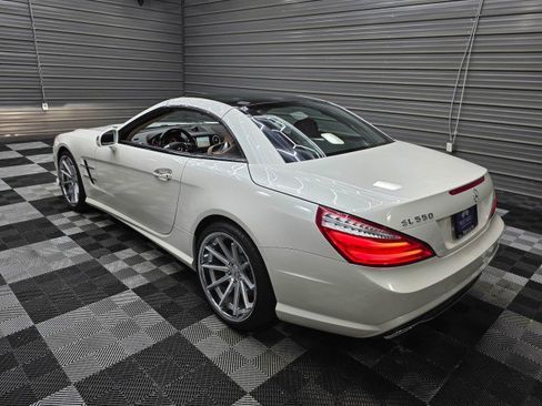 Used 2014 Mercedes-Benz SL 550 image 11