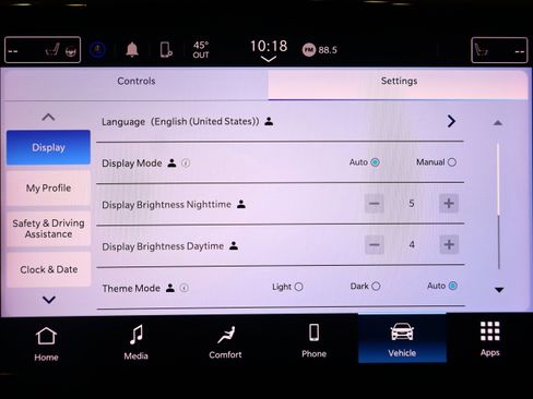 Used 2024 Chrysler Pacifica Touring-L image 36