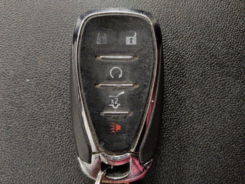 Used 2021 Chevrolet Equinox LT FWD image 32