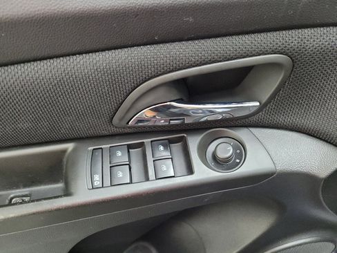 Used 2014 Chevrolet Cruze LT FWD image 27