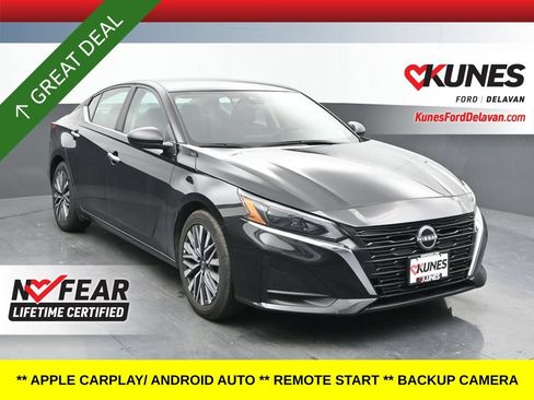 Used 2025 Nissan Altima 2.5 SV FWD image 1
