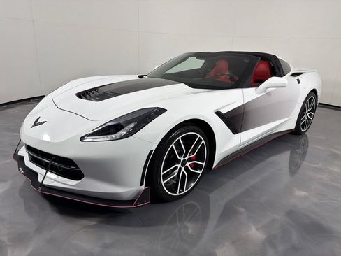 Used 2014 Chevrolet Corvette Stingray Coupe w/ 2LT Preferred Equipment Group RWD image 10
