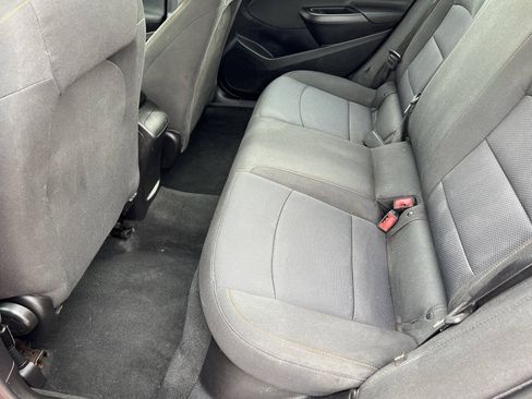 Used 2018 Chevrolet Cruze LS FWD image 11