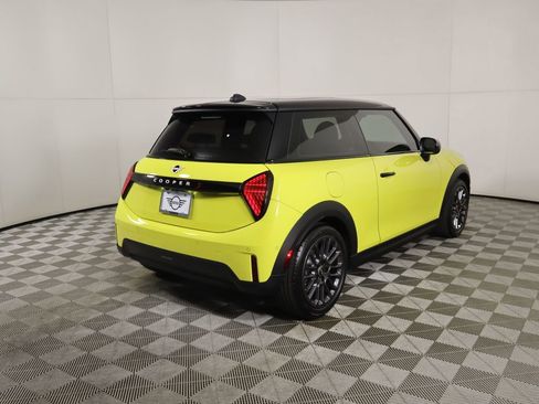 New 2026 MINI Cooper S image 5