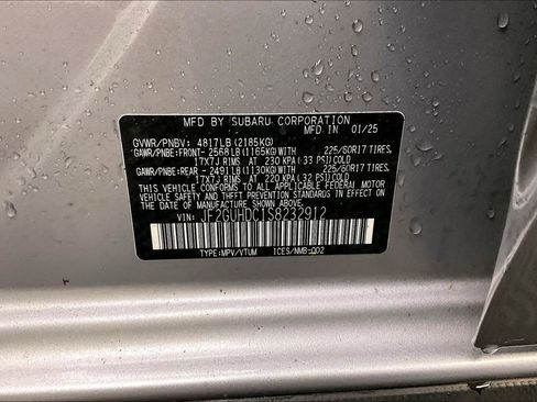 Used 2025 Subaru Crosstrek 2.0i Premium image 27