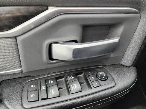 Used 2021 RAM 3500 Big Horn w/ Level 2 Equipment Group image 38