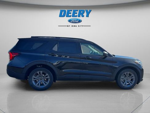 New 2026 Ford Explorer Active AWD/4WD image 8
