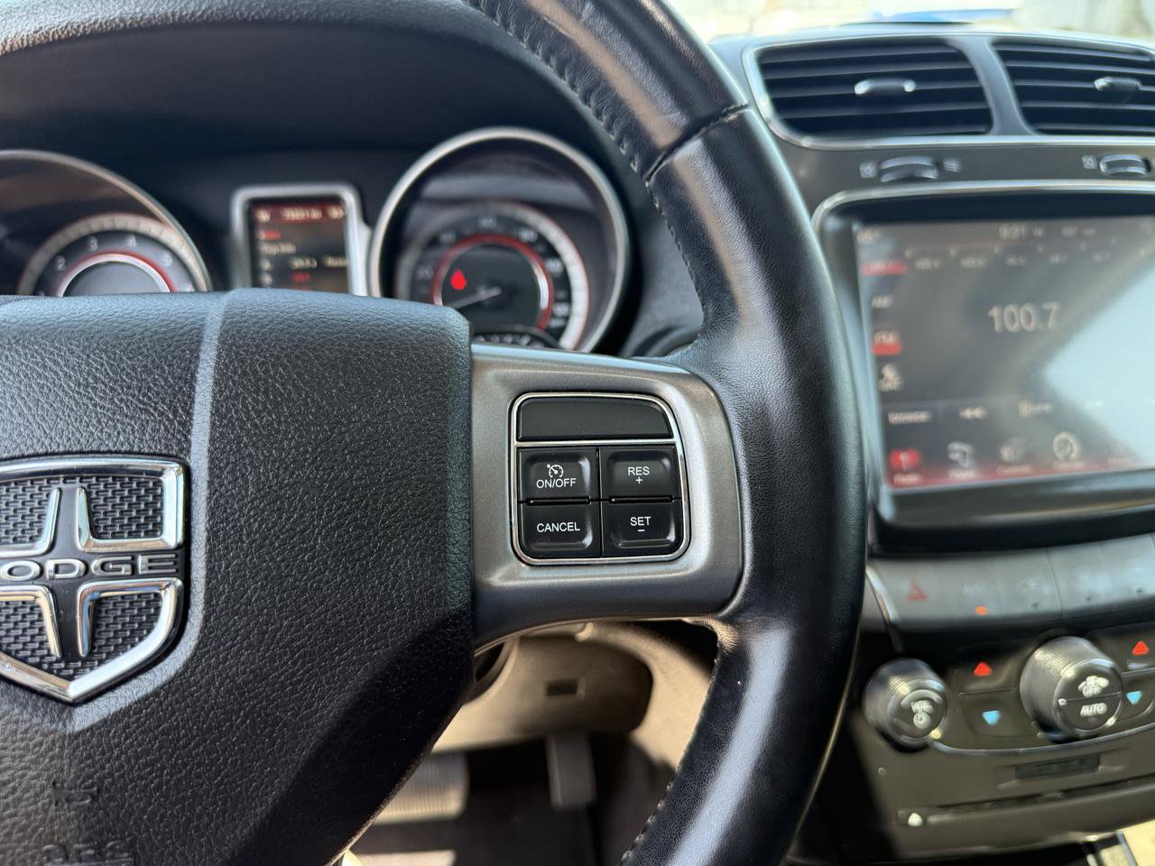 Used 2020 Dodge Journey Crossroad FWD image 18