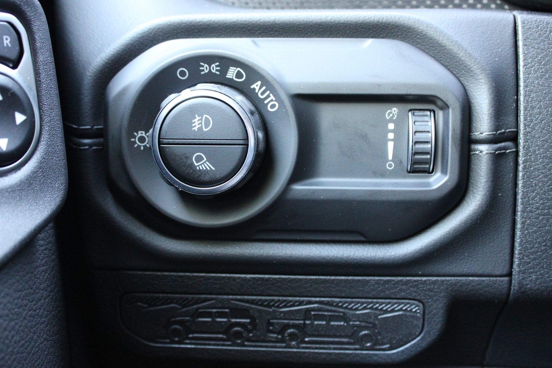 New 2026 Jeep Gladiator Rubicon AWD/4WD image 29
