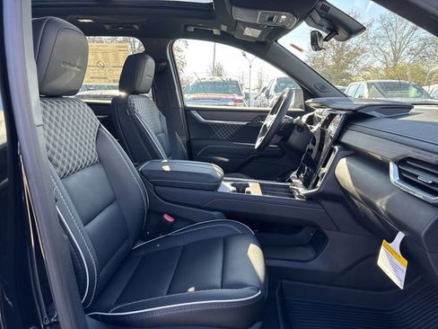 New 2026 GMC Acadia Denali w/ Super Cruise Package image 26