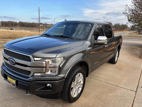Used 2019 Ford F150 Platinum w/ Equipment Group 701A Luxury image 4