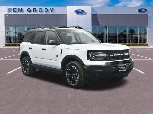 New 2026 Ford Bronco Sport Outer Banks AWD/4WD image 1