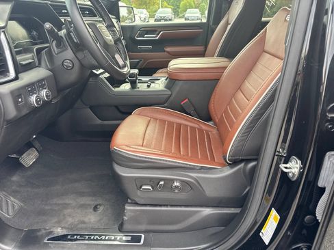 Used 2025 GMC Sierra 1500 Denali Ultimate AWD/4WD image 13