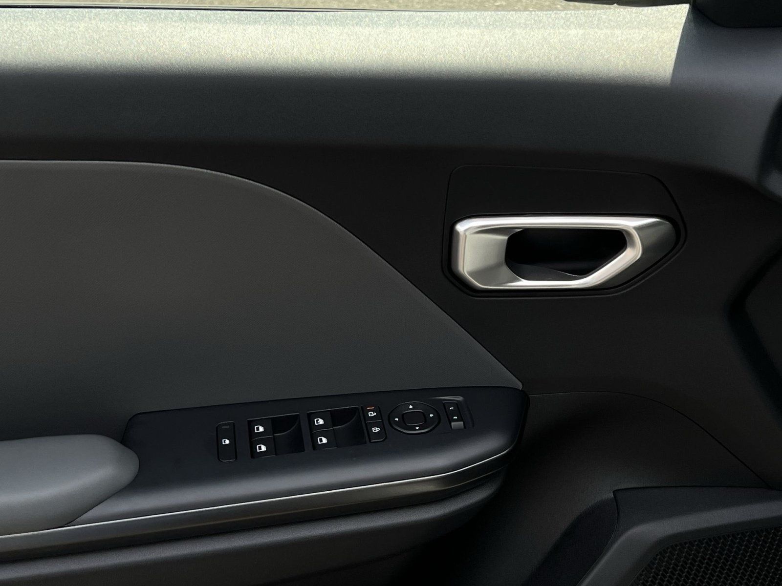New 2026 Kia K4 FWD image 20