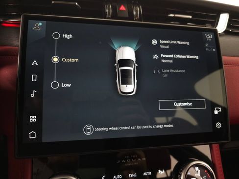 Used 2025 Jaguar F-PACE R-Dynamic S AWD/4WD image 30