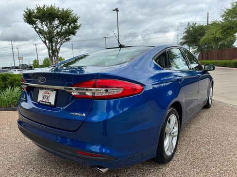 Used 2018 Ford Fusion S image 9