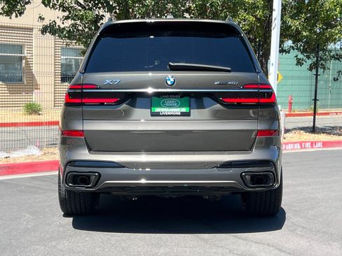 Used 2023 BMW X7 xDrive40i w/ M Sport Package AWD/4WD image 5