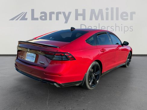 Used 2024 Honda Accord Sport image 4