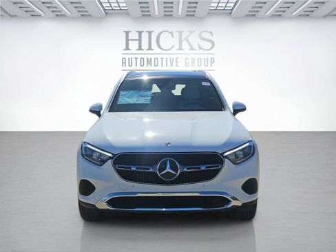 New 2026 Mercedes-Benz GLC 300 image 2