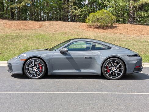 Certified 2026 Porsche 911 Carrera GTS RWD image 2
