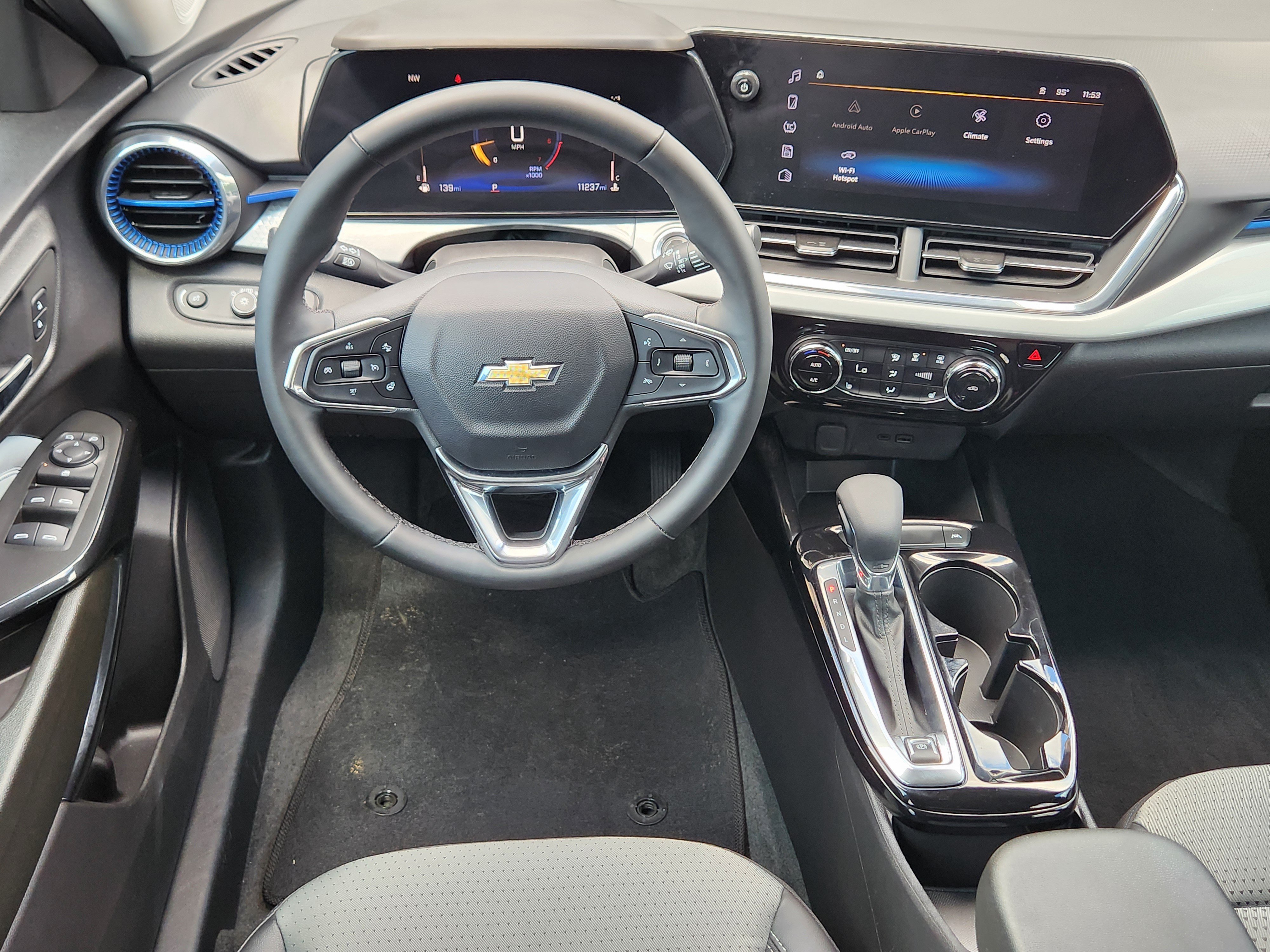 Used 2026 Chevrolet Trax LT w/ Driver Confidence Package FWD image 21