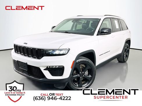 Used 2023 Jeep Grand Cherokee Limited w/ Black Appearance Package AWD/4WD image 1