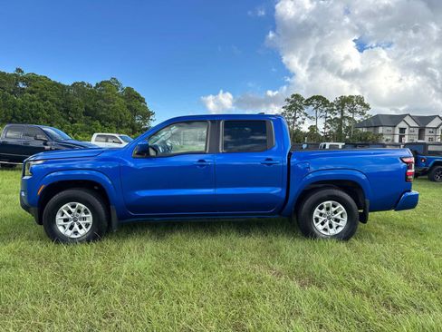 Used 2024 Nissan Frontier SV w/ Technology Package image 6