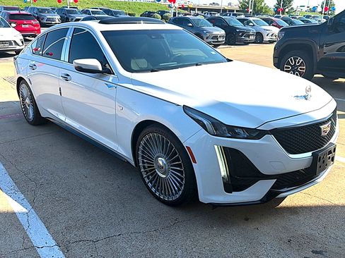 Used 2021 Cadillac CT5 Sport w/ Lighting Package RWD image 3