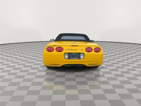 Used 2001 Chevrolet Corvette Convertible w/ Preferred Equipment Group2 RWD image 7