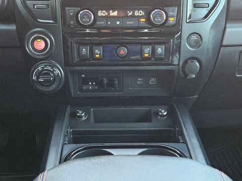 Used 2023 Nissan Titan PRO-4X w/ Pro-4x Convenience Package AWD/4WD image 13