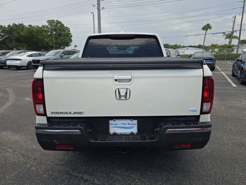 Used 2017 Honda Ridgeline RTL image 5