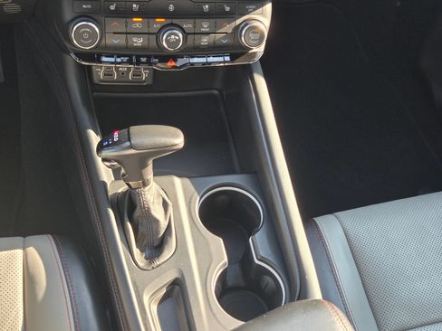 Used 2023 Dodge Durango GT RWD image 33