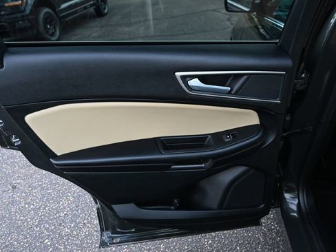 Certified 2023 Ford Edge SEL w/ Convenience Package AWD/4WD image 24