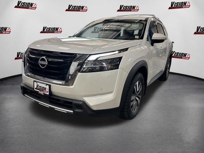 Certified 2024 Nissan Pathfinder SL