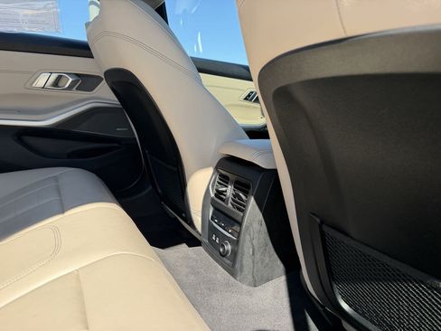Used 2019 BMW 330i xDrive Sedan AWD/4WD image 19