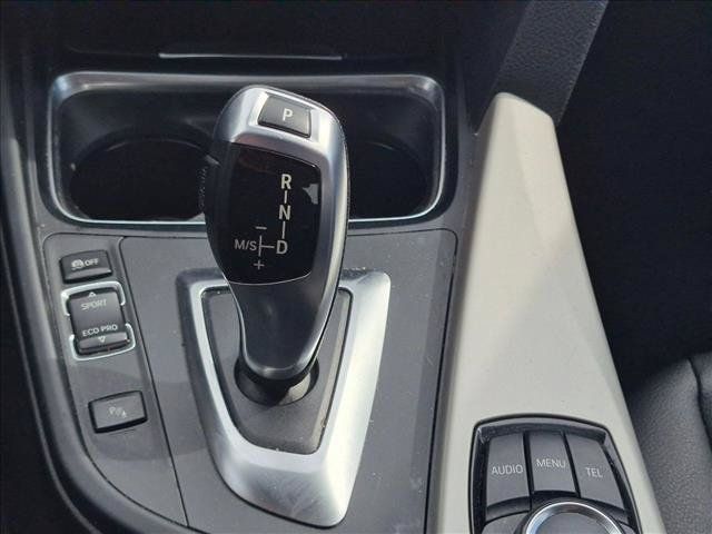 Used 2015 BMW 320i Sedan RWD image 10
