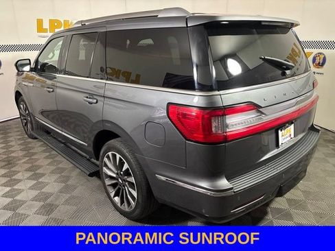 Used 2021 Lincoln Navigator Reserve AWD/4WD image 5