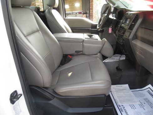 Used 2021 Ford F350 XL w/ Power Equipment Group image 19