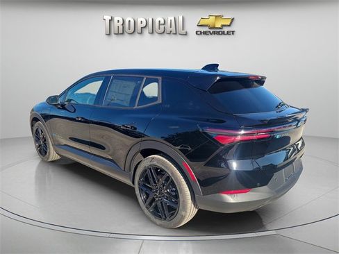 New 2026 Chevrolet Equinox EV LT image 3