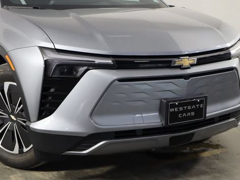 Used 2024 Chevrolet Blazer EV LT AWD/4WD image 48