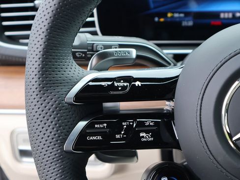 New 2026 Mercedes-Benz GLE 63 AMG S image 34